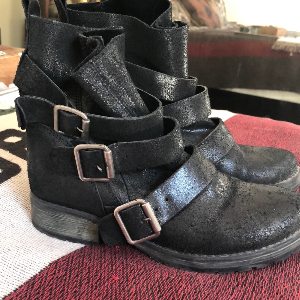 Steve Madden Motto boots